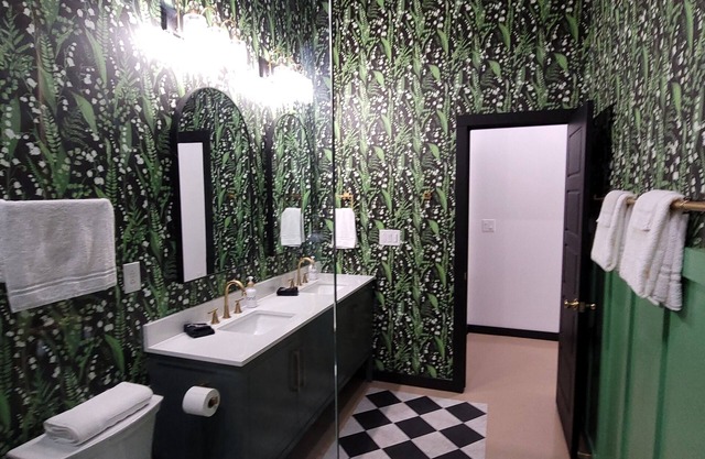Historic Firehouse converted to a 2-bedroom welcoming Downtown Chandler