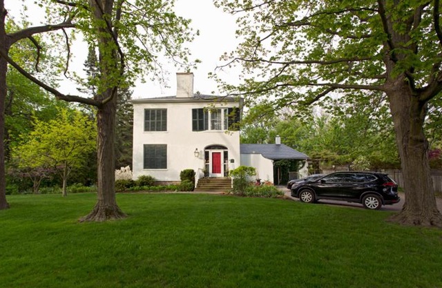 Historic Lyons House