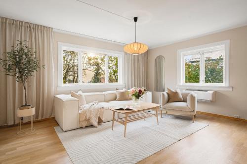 Historical Villa & Green Sanctuary in City Center