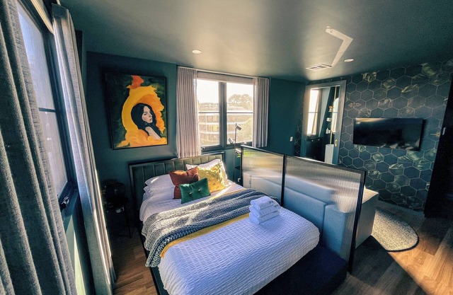 ‘Hive’ Micro Stay — Bold, Cosy, Elevated!