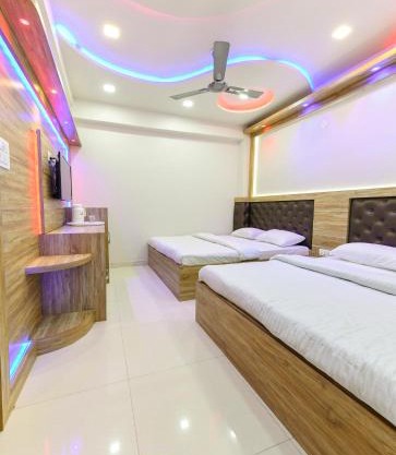 HN Palace Homestay