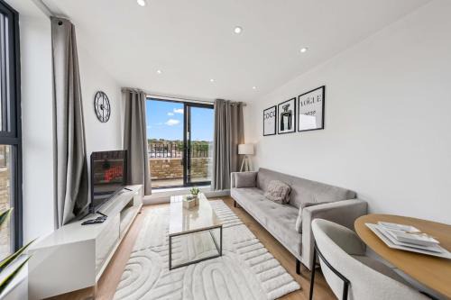 Hobson Woods Apartments