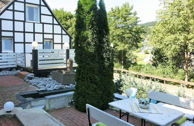 Holiday home consisting of two separate living areas on one level