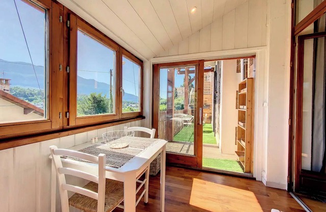 Holiday Apartment "Amour De La Nature Sans Limite" with Mountain View, Balcony & Wi-Fi