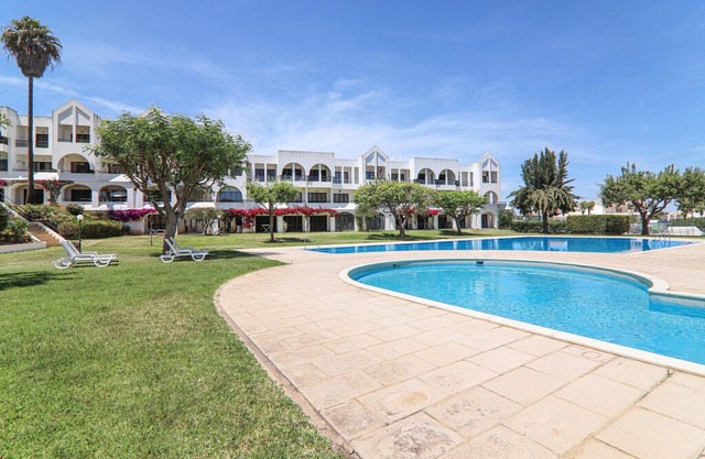 Holiday Apartment Apartamentos Ninho das Gaivotas 510 with Wi-Fi, A/C, Pool, Garden & Balcony; Parking Available