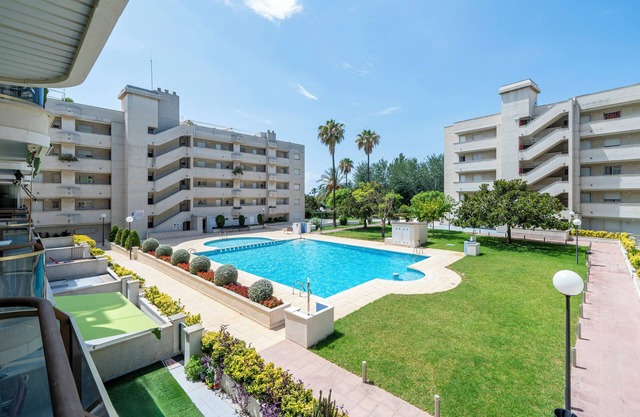 Holiday Apartment "Cambrils Park" with Sea View, Balcony & Shared Pool