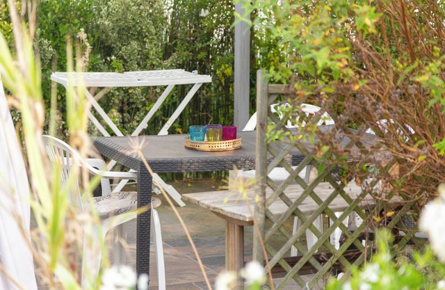 Holiday Apartment "L'Eclose Ty Gwen" with Private Terrace, Shared Garden & Wi-Fi