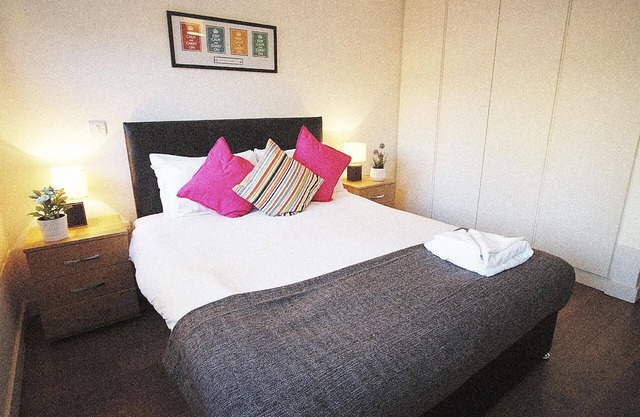 Holiday apartment London for 1 - 4 persons with 2 bedrooms - Holiday apartment in one or multi-famil