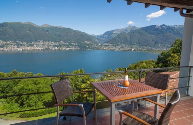 Holiday apartment Vira for 1 - 3 persons with 1 bedroom - Holiday apartment in one or multi-family h