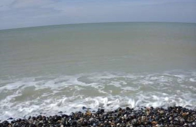 Holiday cottage with sea views