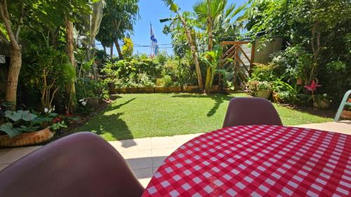 Holiday garden apartment עם מקלט