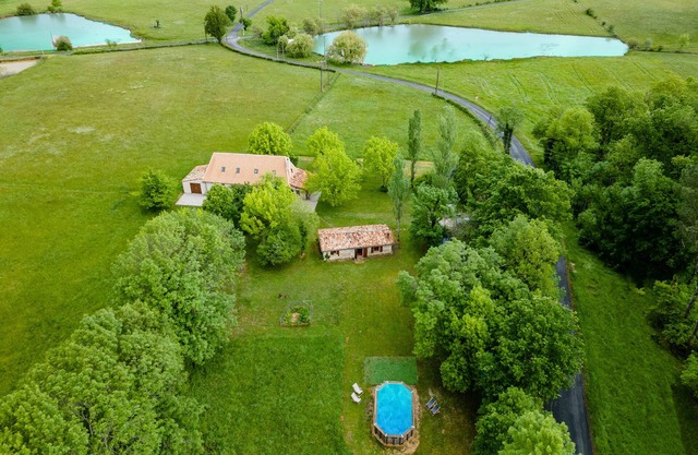Holiday Home 'Nature Et Authenticité' with Private Pool, Private Terrace and Private Garden