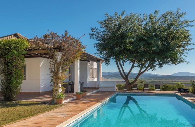 Holiday Home 'Dalia' with Private Pool, Wi-Fi and Air Conditioning