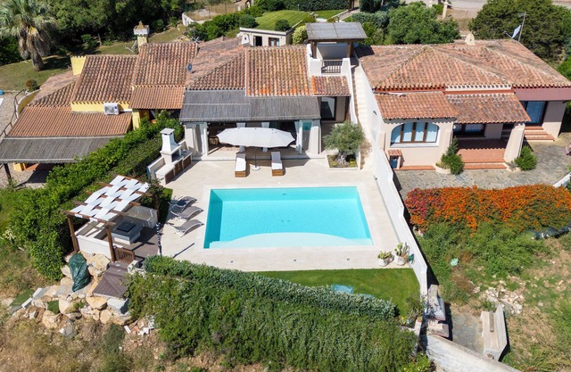 Holiday Home 'Flora Sea View' with Sea View, Wi-Fi and Air Conditioning