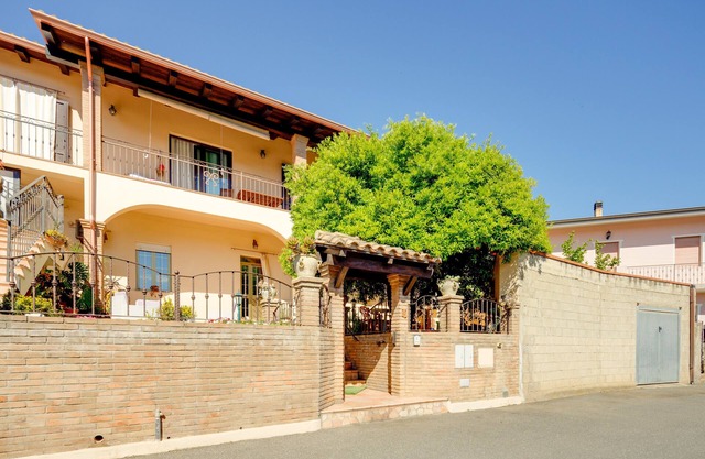 Holiday Home 'Casa Rosa' with Mountain View, Wi-Fi and Air Conditioning