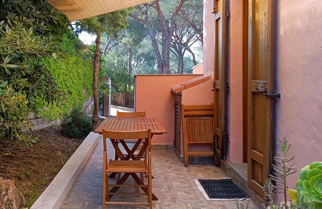 Holiday Home 'Cala liberotto Orosei mare a 100 mt' with Private Terrace, Private Garden and Wi-Fi
