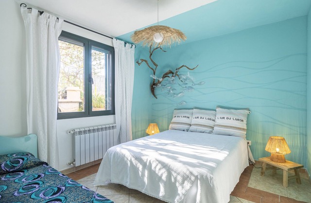 Holiday Home "Cara House" with Private Terrace & A/C