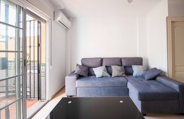 Holiday Home 'Casita En El Peñón' with Shared Pool, Private Terrace and Air Conditioning