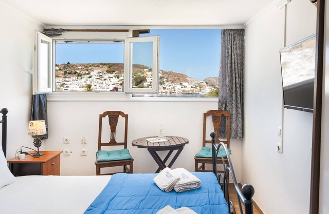 Holiday Home 'El Greco Seaview Double 3rd Floor' with Sea View, Wi-Fi and Air Conditioning