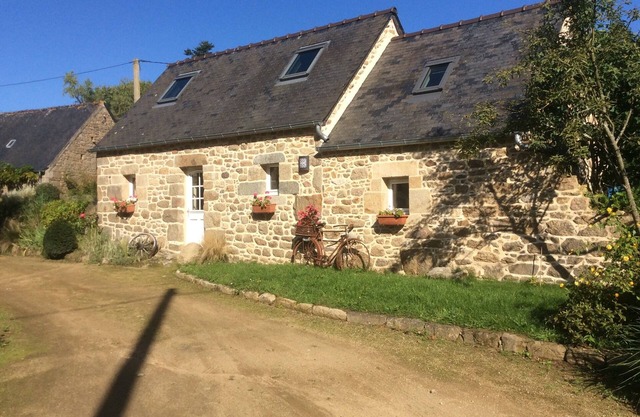 Holiday Home 'Entre Terre Et Mer Maison De Charme' with Private Terrace, Private and Balcony