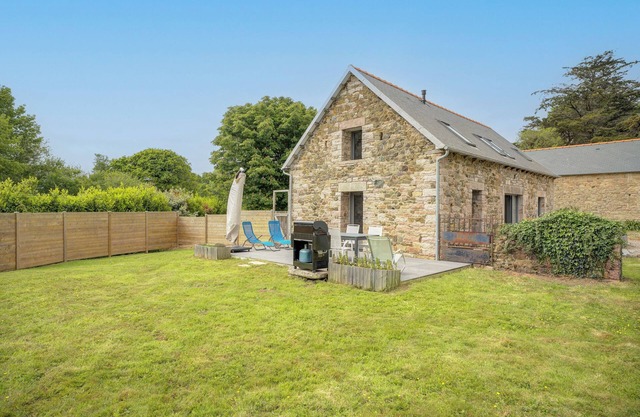 Holiday Home 'Erquy Les Hirondelles' with Private Terrace