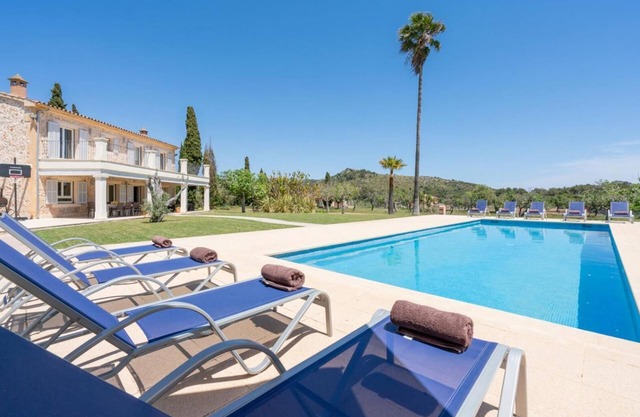 Holiday Home 'Finca Canyamel Golf Beach' with Mountain View, Private Pool and Wi-Fi