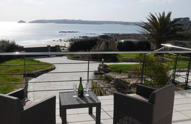Holiday Home in Brittany with Sea Views