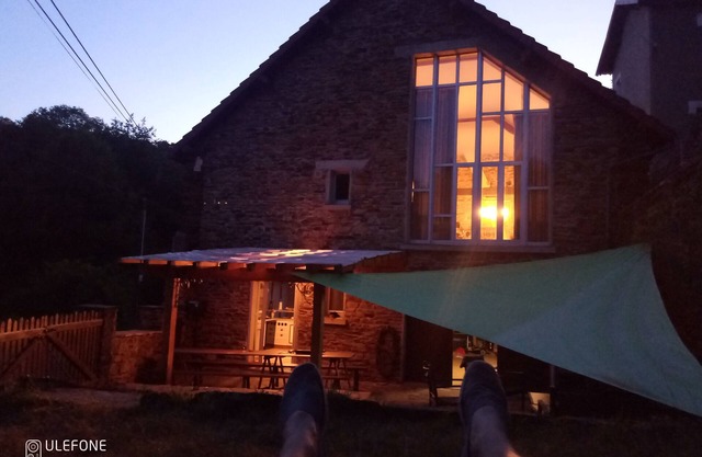 Holiday Home 'Gîte Le Puyrajaud' with Private Terrace, Private Garden and Wi-Fi