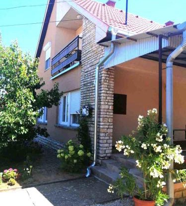 Holiday home in Balatonföldvar 36529