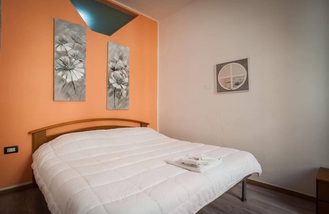 Holiday home in the city center, 2 minutes from the port and 5 minutes from the station
