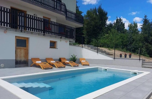 Holiday Home Kozji Vrh with Sauna and Views