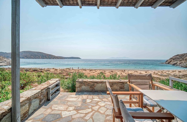 Holiday Home 'Karavi' with Private Terrace, Balcony and Air Conditioning