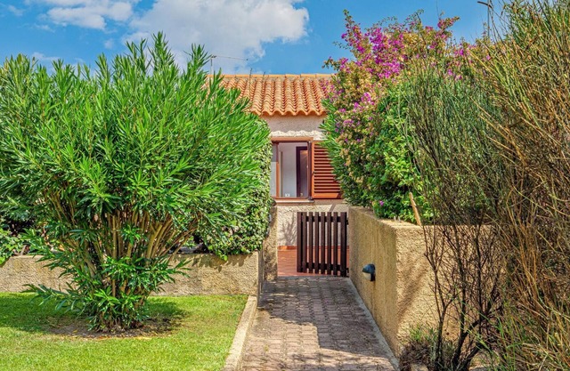 Holiday Home 'La Casedda Di Nina' with Sea View, Private Terrace and Air Conditioning