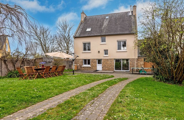 Holiday Home 'Maison 15pers 300m De La Plage' with Private Terrace, Private Garden and Wi-Fi