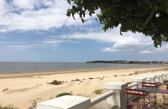 Holiday Home 'Maison De Vacances Avec Piscine' with Private Pool, Private Terrace and Wi-Fi