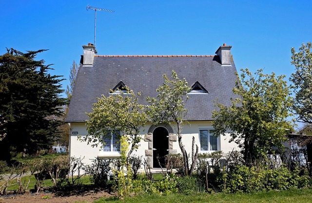 Holiday Home 'Maison Plouha Proche Plage' with Private Terrace and Private Garden