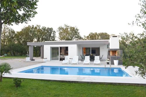 Holiday Home Maslina