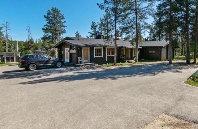 Holiday Home Metsänpirtti 2 by Interhome