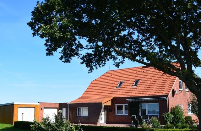 Holiday home, quiet location, 12 km Aurich, 4 people