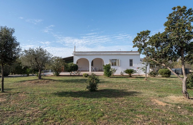 Holiday Home 'Villa Sa Mela 28' with Wi-Fi, Private Terrace and Garden