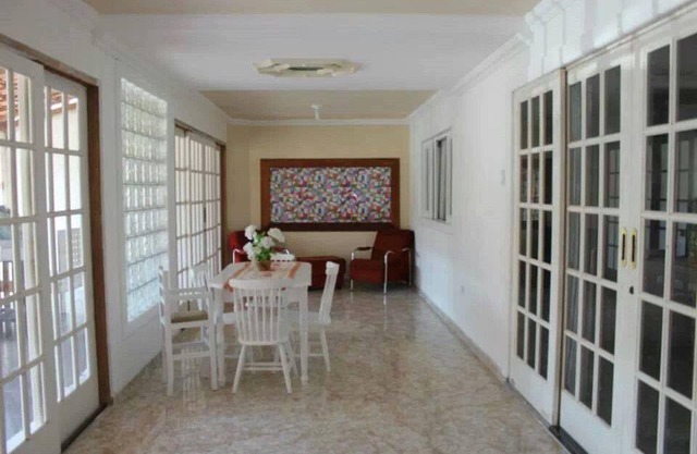 Holiday Home with Pool in Bertioga, 200 meters from the beach, with Wi-Fi