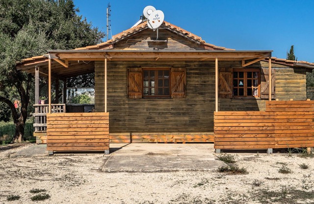 Holiday Home 'Wooden House' with Mountain View & Garden