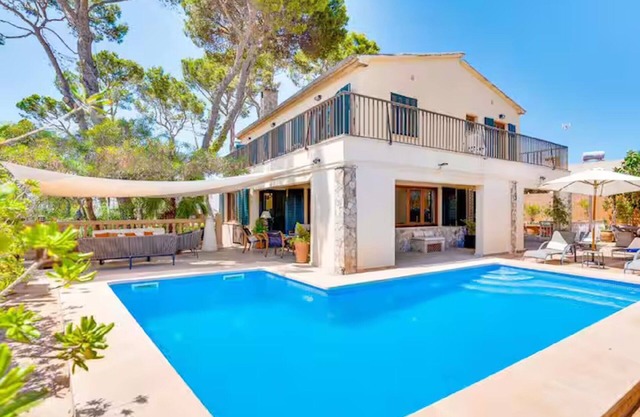 Holiday house Can Pastilla for 1 - 7 persons with 4 bedrooms - Holiday house