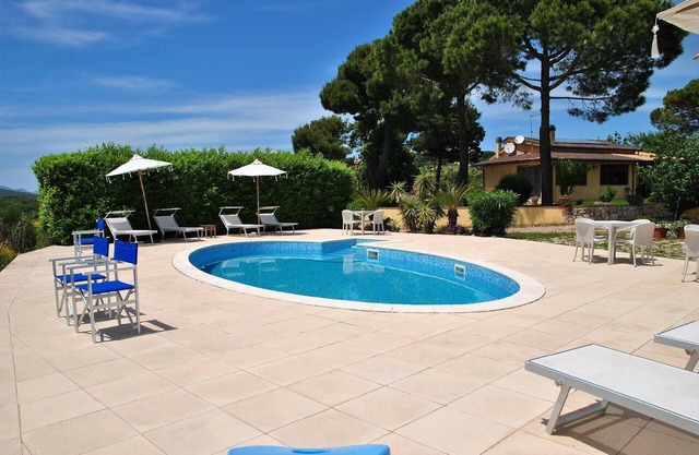 Holiday house Itri for 1 - 4 persons with 2 bedrooms - Twin house