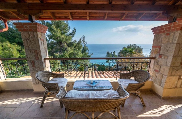 Holiday house Kassandrino for 1 - 8 persons with 3 bedrooms - Holiday home