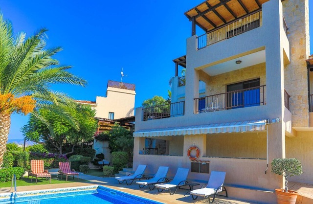 Holiday house Latsi for 1 - 6 persons with 2 bedrooms - Holiday home