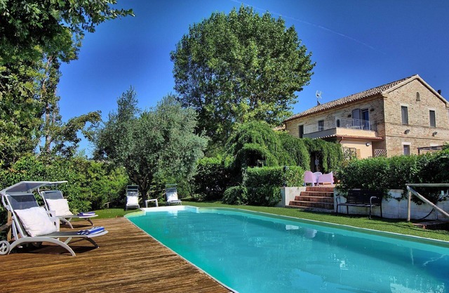 Holiday house Ostra for 1 - 8 persons with 4 bedrooms - Holiday home