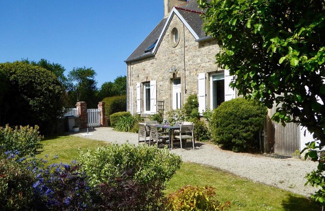 Holiday house Portbail for 1 - 2 persons with 2 bedrooms - Holiday house