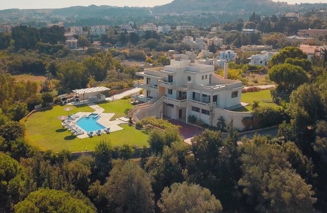 Holiday house Rodos for 1 - 12 persons with 6 bedrooms - Holiday house