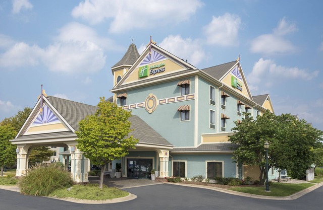 Holiday Inn Express Holland by IHG